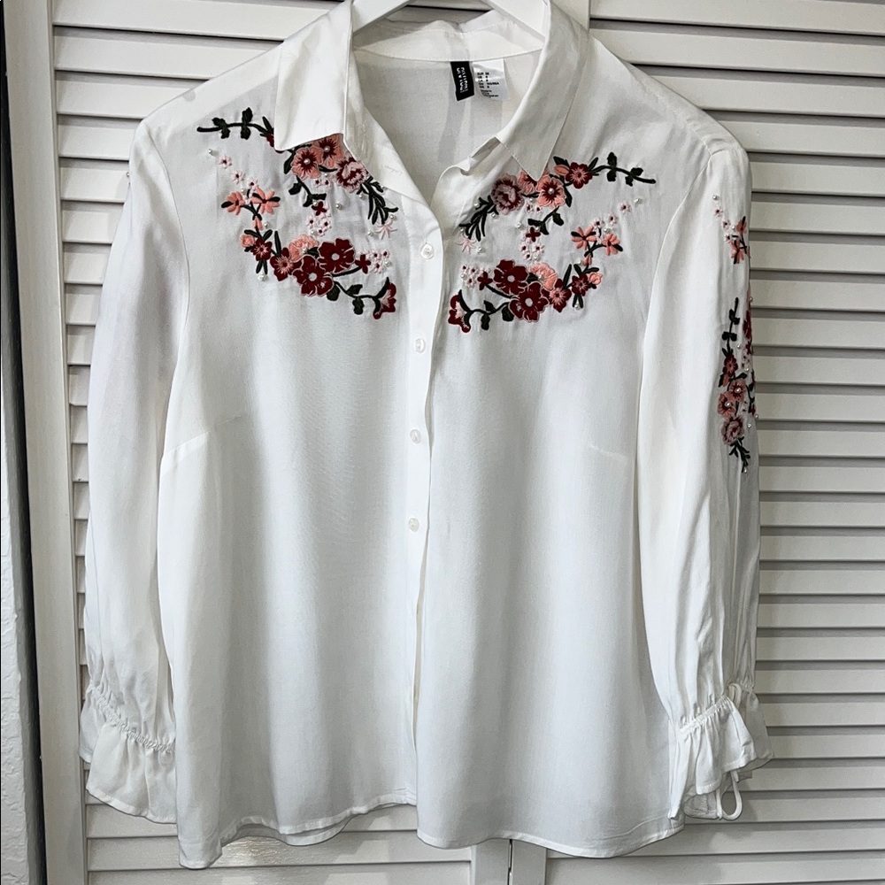 H&M White Blouse with Red Floral Embroidery